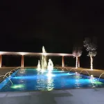 Liola' 4*