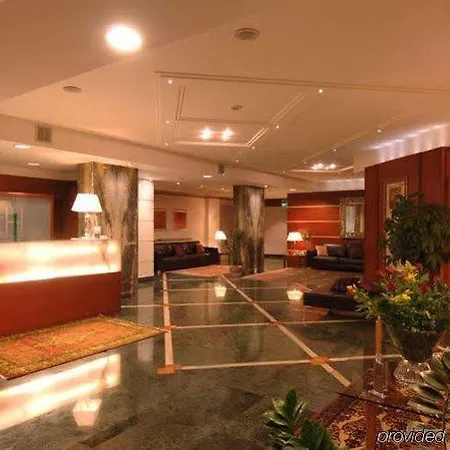 Liola' 4*