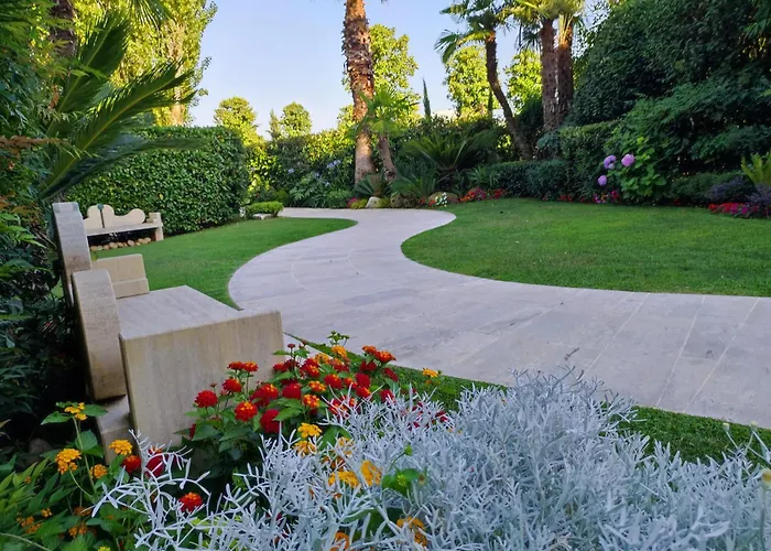 利欧拉酒店 酒店 4*