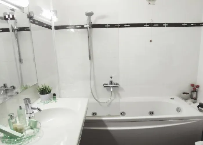 利欧拉酒店 酒店